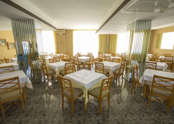 Azuline Mediterraneo 2*