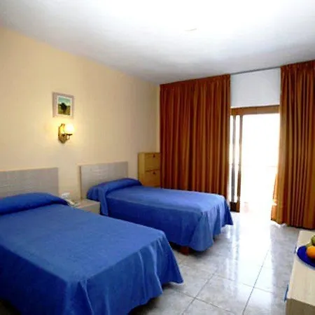 Azuline Mediterráneo 2*