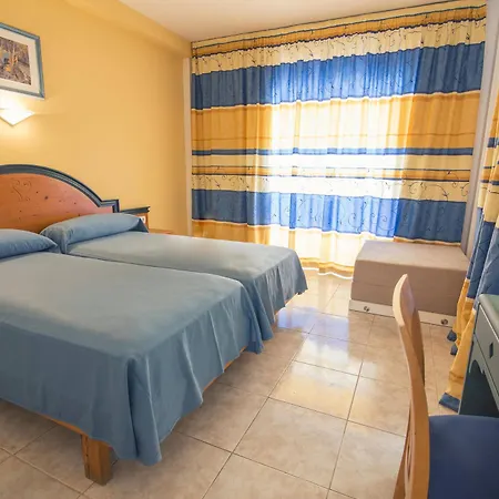 Azuline Mediterráneo 2* Santa Eulalia del Río