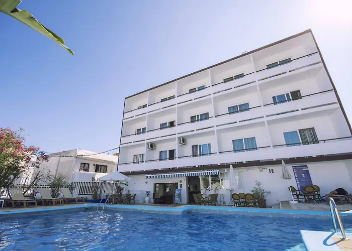 Azuline Mediterraneo 2*